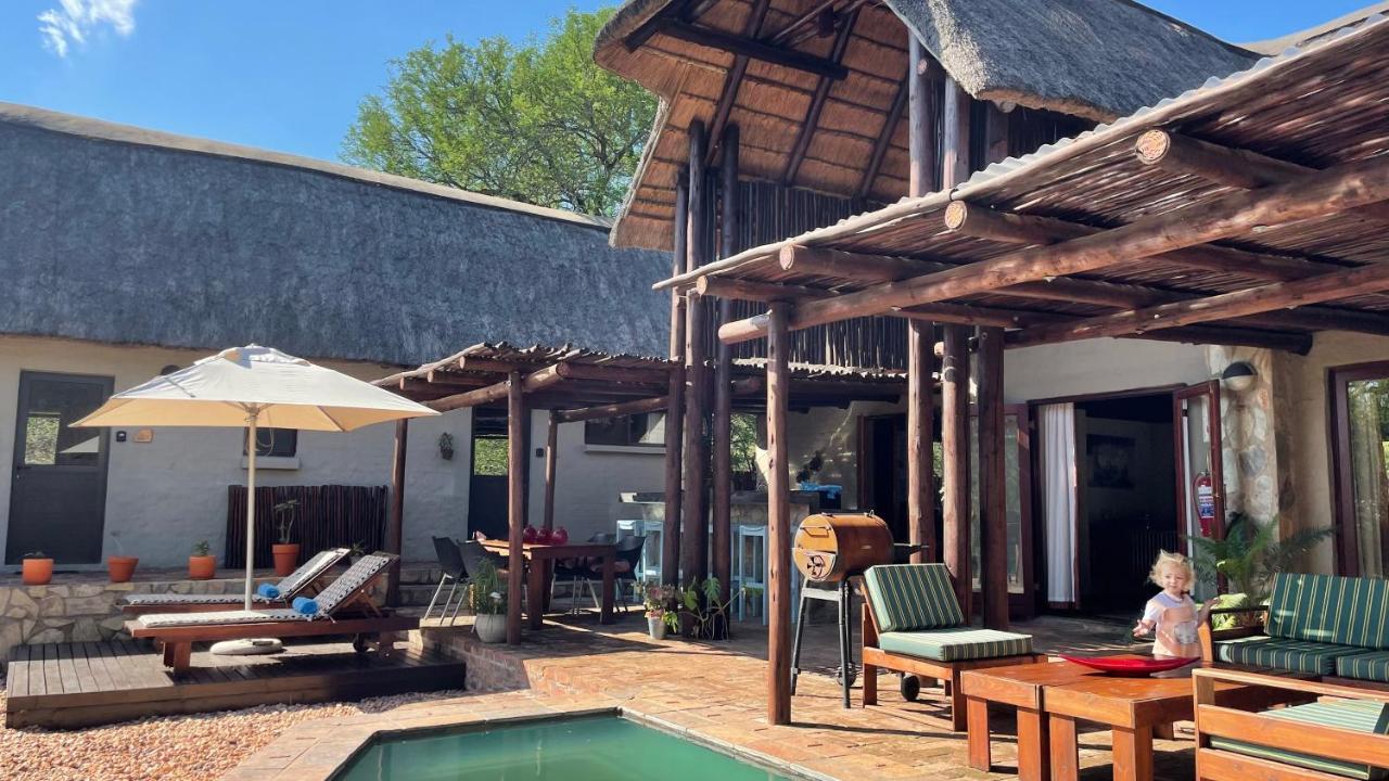 Ujabule Lodge Hoedspruit Exteriör bild